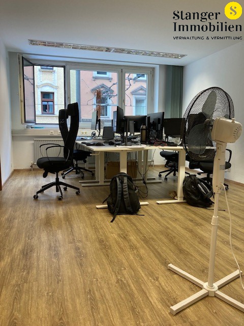 Büro 4 Büro 4